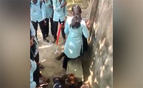 chudai school|Desi School Girl ki frist time chudai viral mms hindi audio